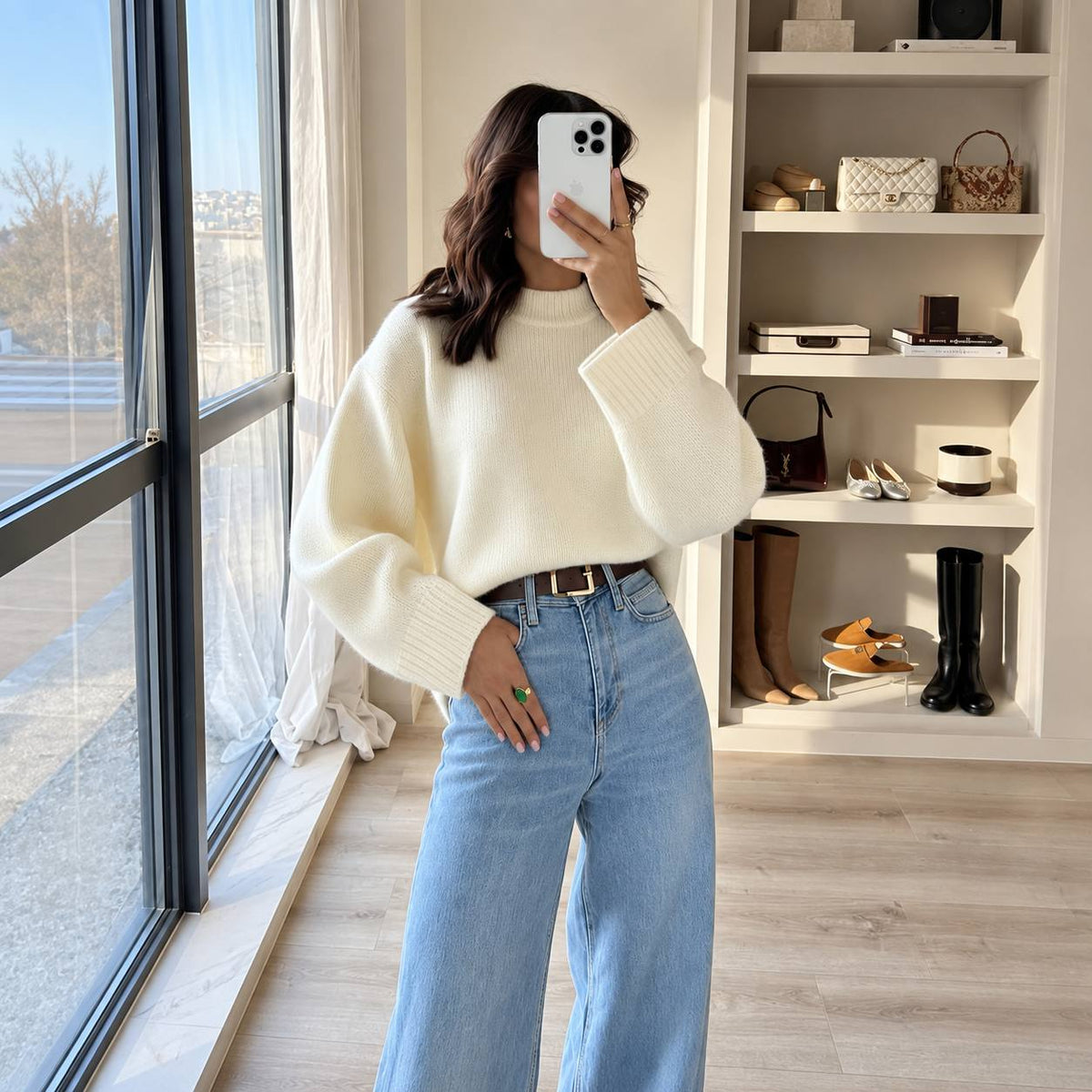 Women's Relaxed Mock-Neck Wide-Cuff Jumper – Ivory