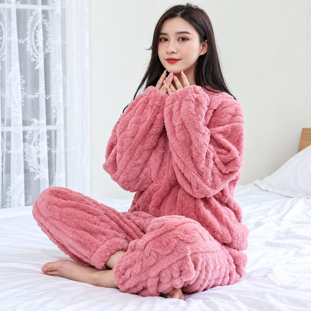 Textured Round Neck Long Sleeve Pyjama Set – Pink