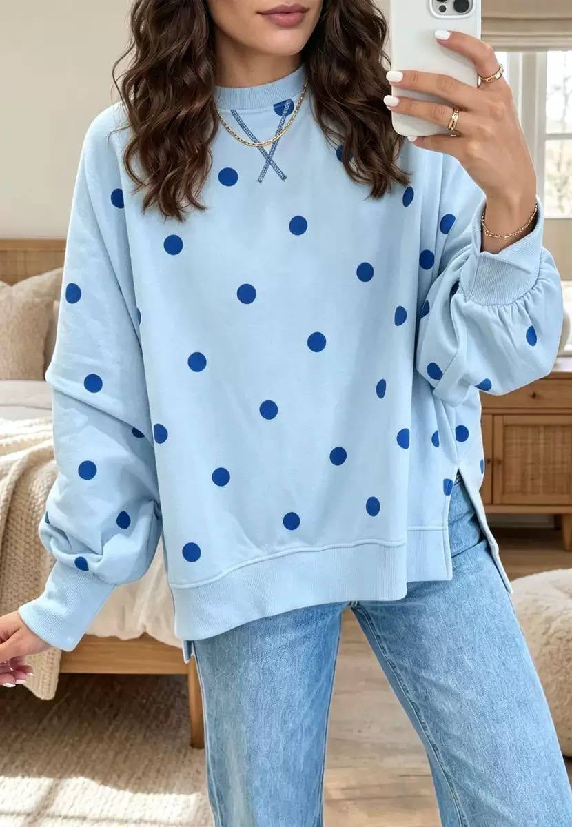 Relaxed Polka Dot Sweatshirt With Crew Neck And Side Splits – Light Blue Polka Dot