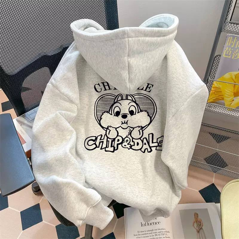 Printed Hoodie With Dropped Shoulders And Full Sleeves – Light Grey Chipmunk Print