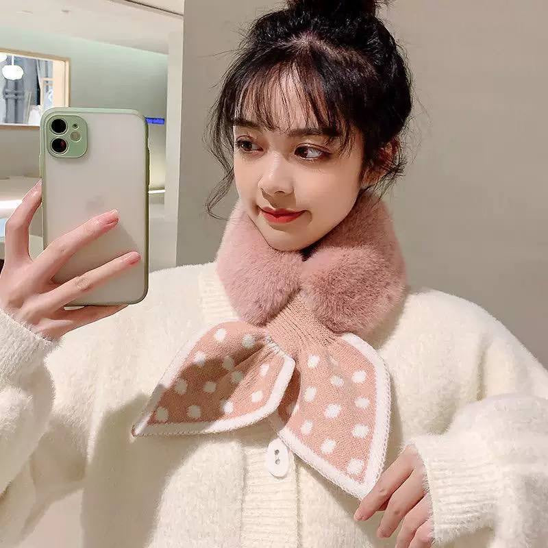 Fluffy Collar Scarf With Patterned Bow-Style Pointed Ends – Pink Polka Dot